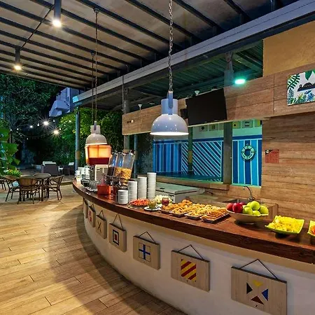 Hotel Pop Art Clc Mamonal *