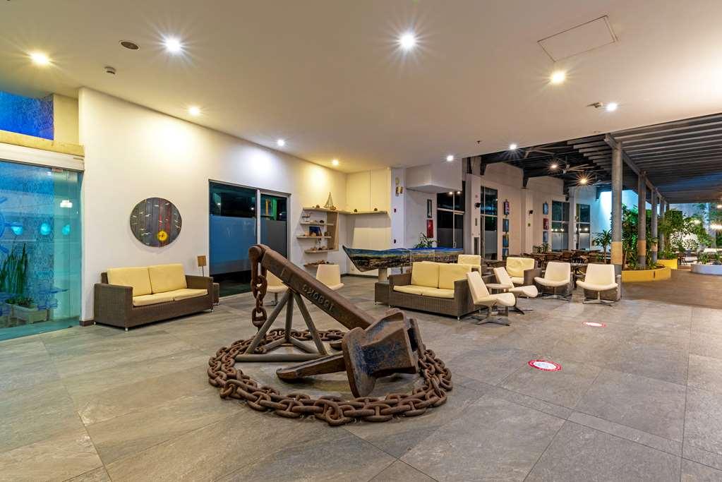 Pop Art Clc Mamonal Hotel *